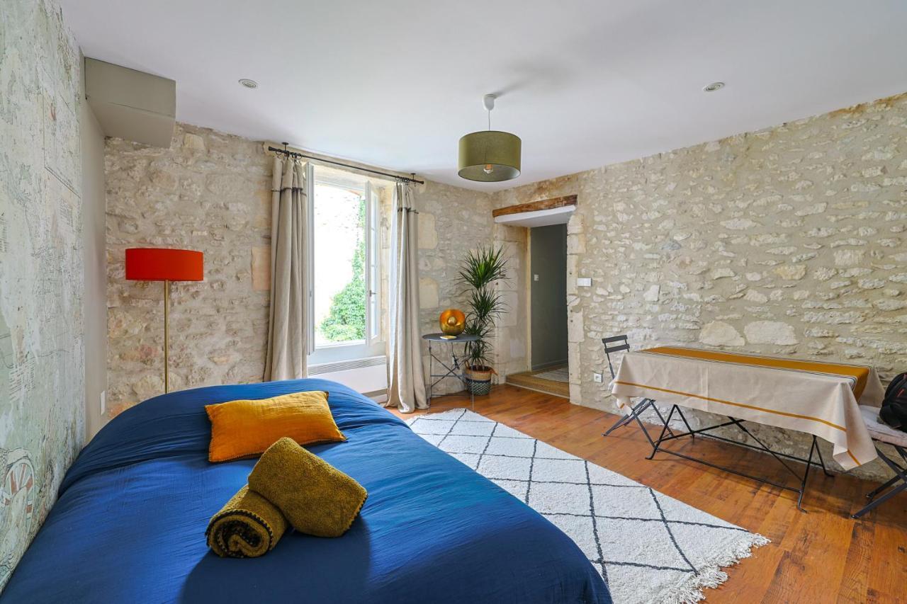 Tour Du Palais #Terrasse #Vue Apartment Cognac Exterior foto