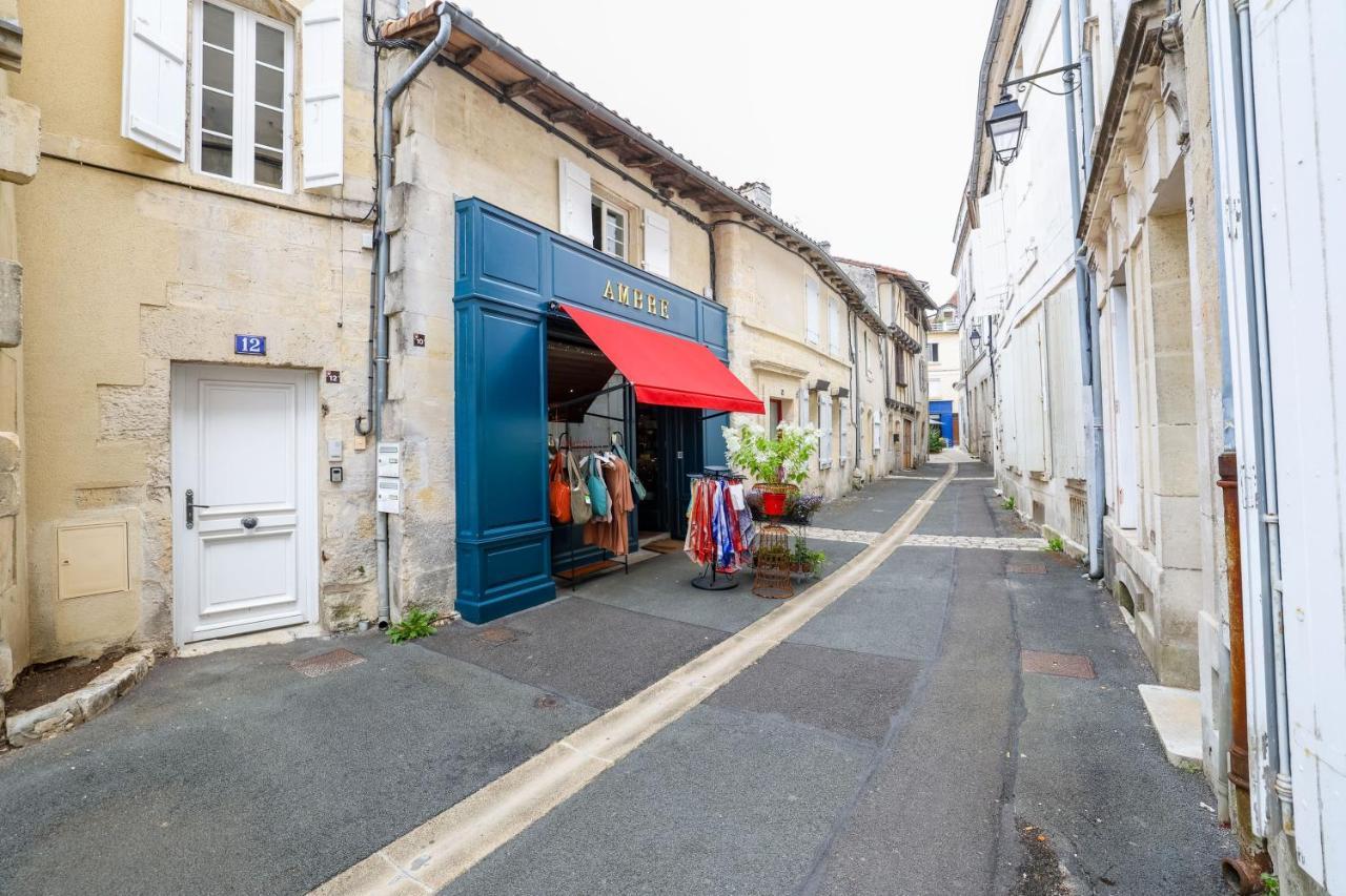 Tour Du Palais #Terrasse #Vue Apartment Cognac Exterior foto